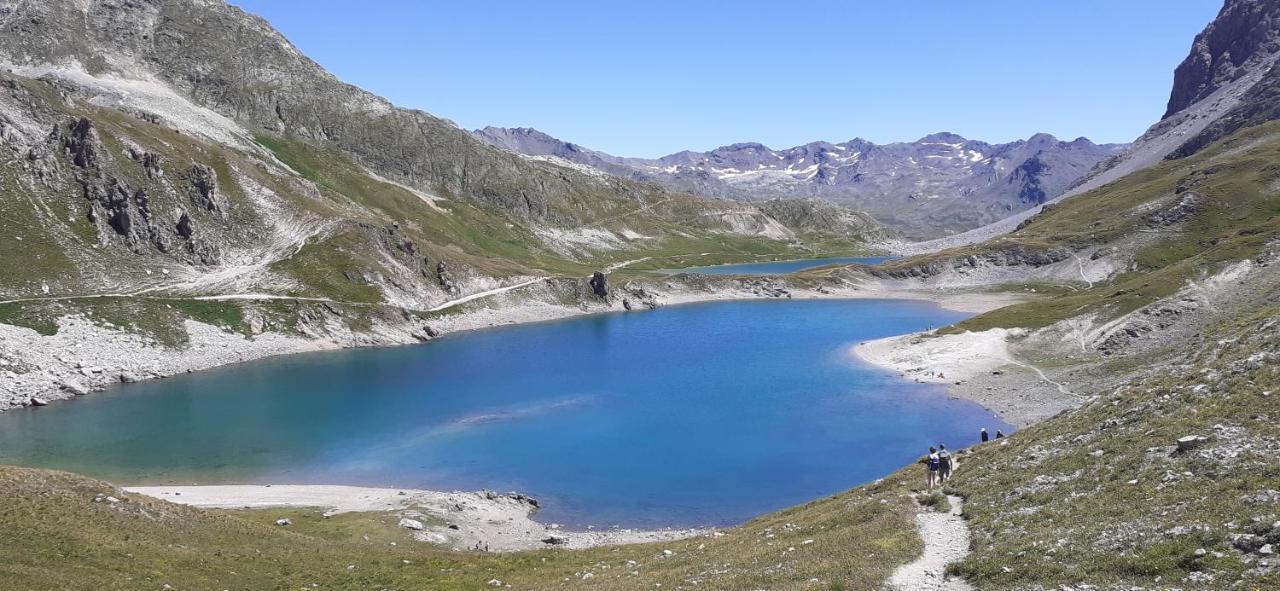 Апартаменты Location Vacances Saint Michel De Maurienne "Le Dahu" Экстерьер фото